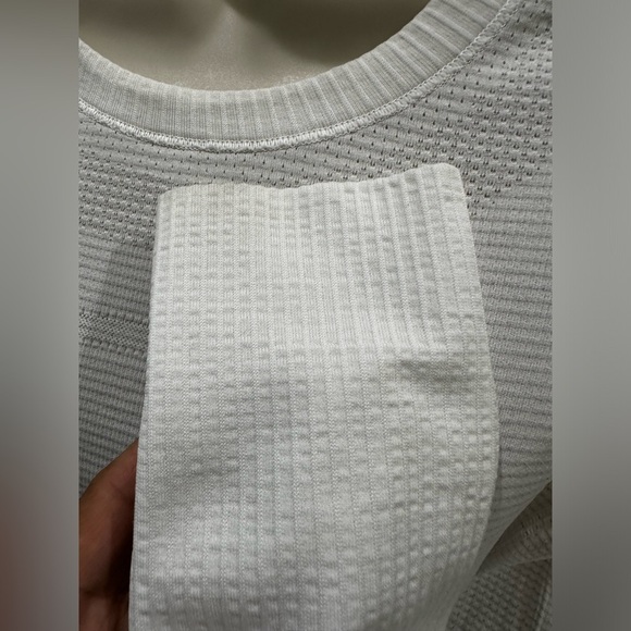 Lululemon Swiftly Tech Long Sleeve Crew READ - Picture 10 of 11